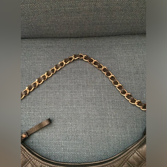 The Sak Black Hobo Bag with Quilted Design - Picture 4 of 15